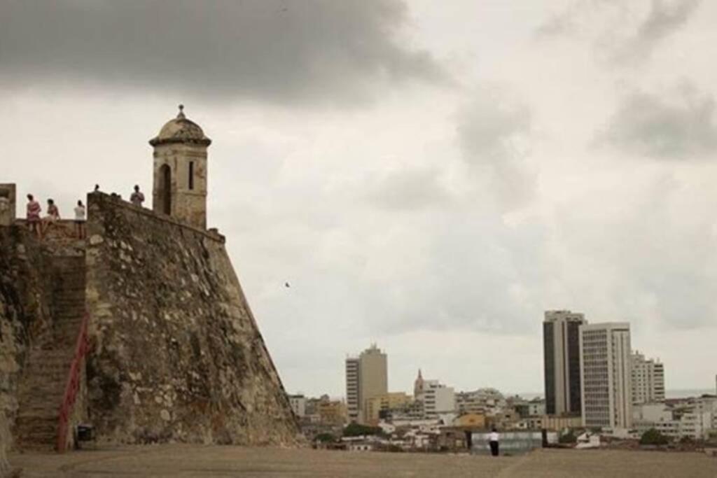 Great Location ! 4 Bedroom Home In The Heart Of Cartagena Exterior foto